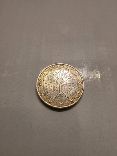 Euro coin france - rf,